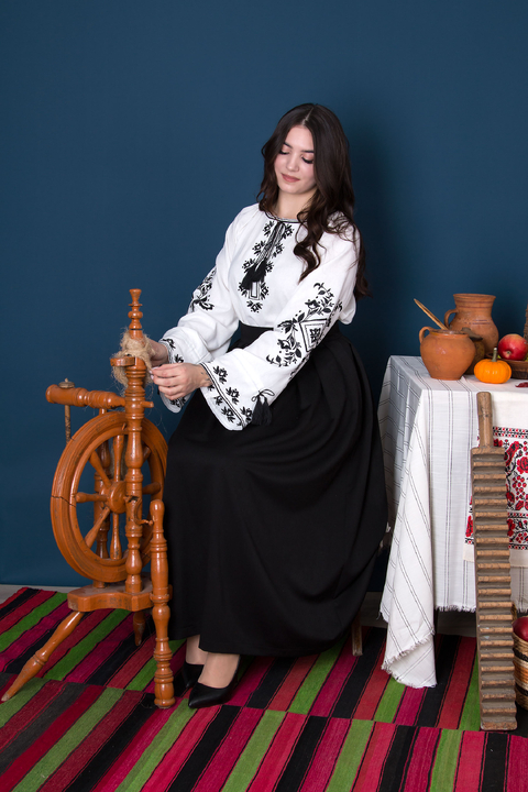 5582 Вишиванка-01