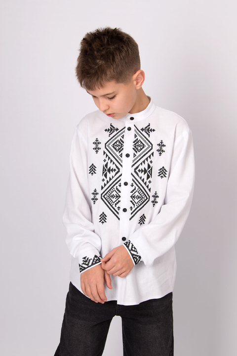 5637 Вишиванка-01