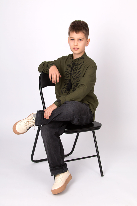 5490 Вишиванка 3-08